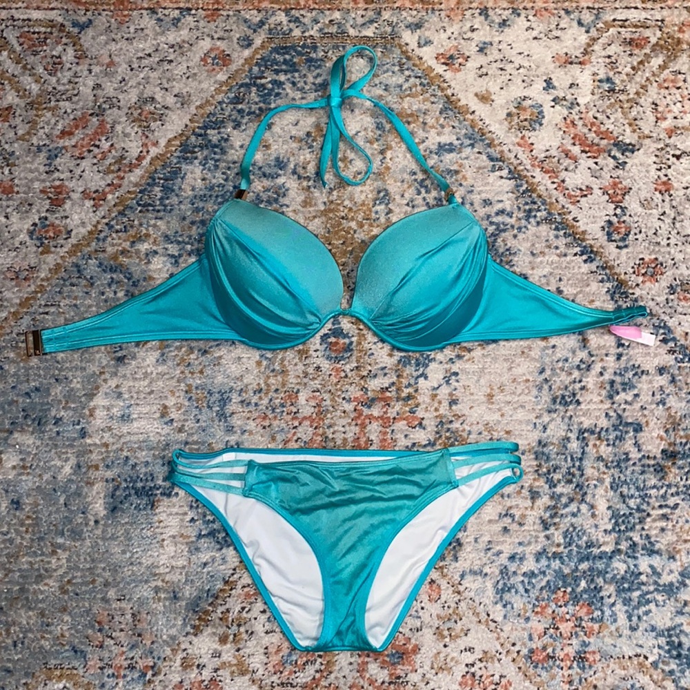 Victoria’s Secret shimmery blue bikini